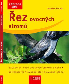 Řez ovocných stromů