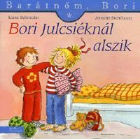 Barátnőm, Bori: Bori Julcsiéknál alszik