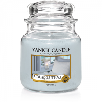 Yankee Candle sviečka stredná A Calm & Quiet Place